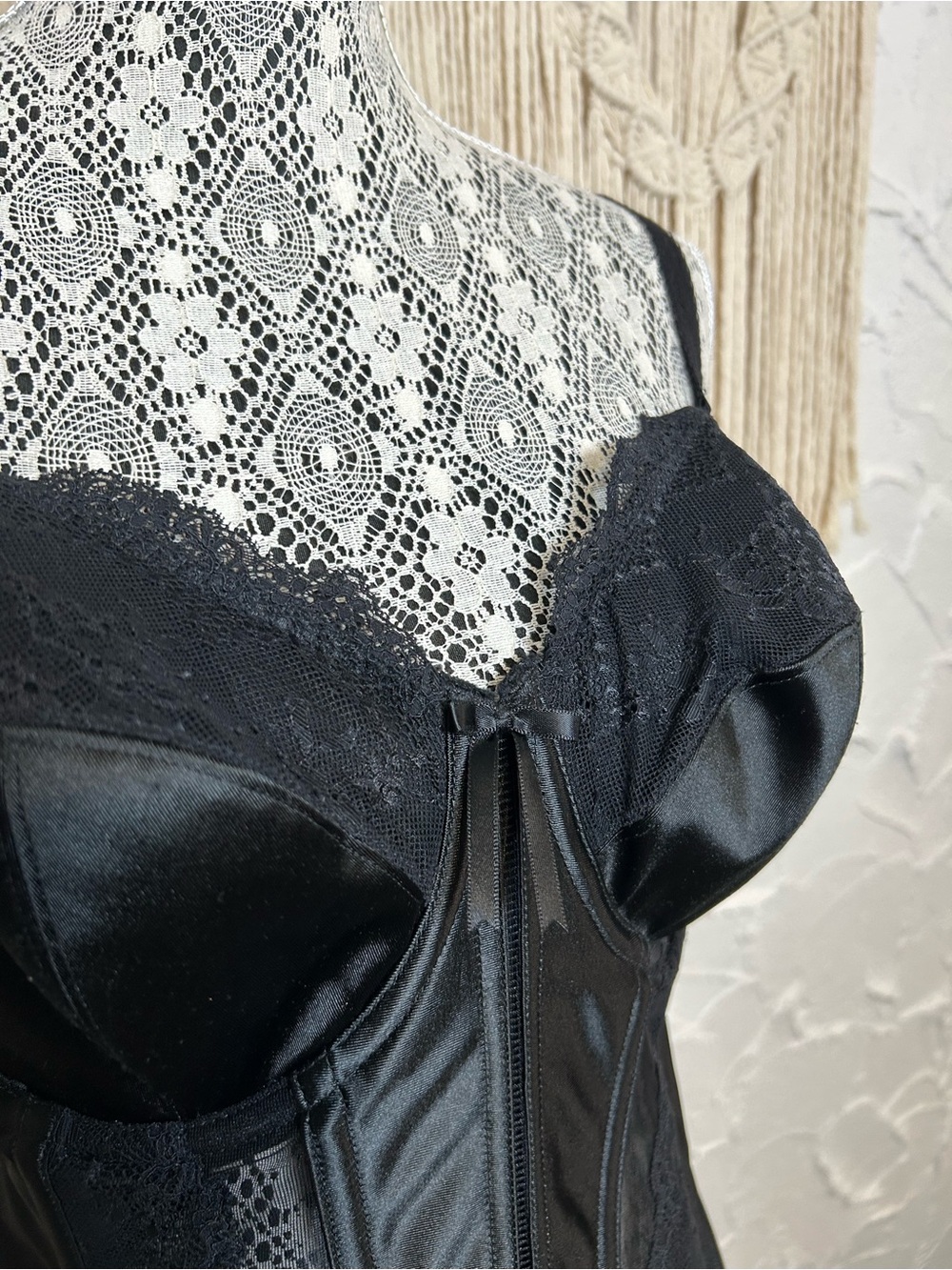 Vintage-Inspired Black Satin Lace Corset Top with Garter Straps Elomi Sz 34F - Picture 5 of 15